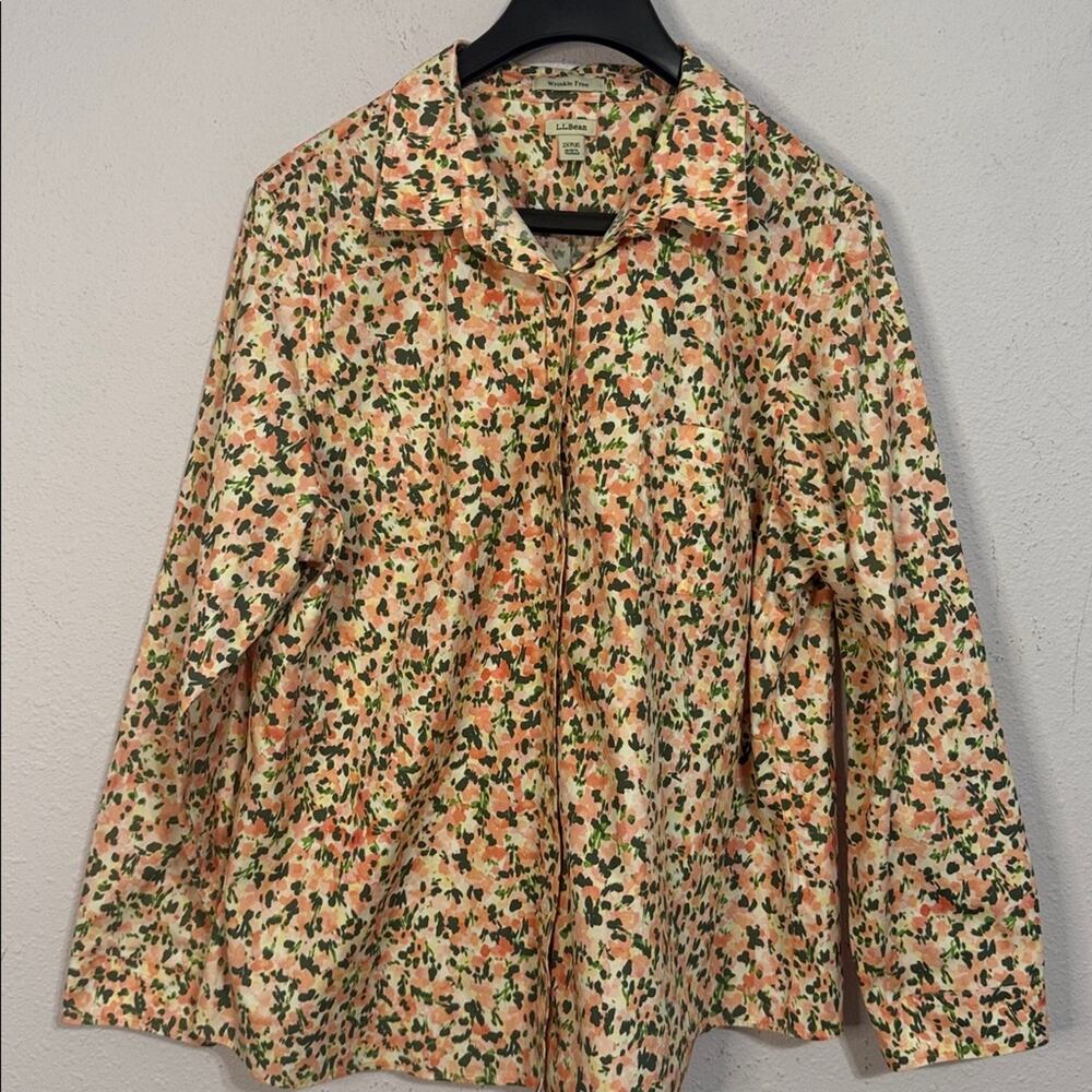 L.L. Bean Women Peach/Green Floral Pattern Button Down Polo Shirt Size 2XL